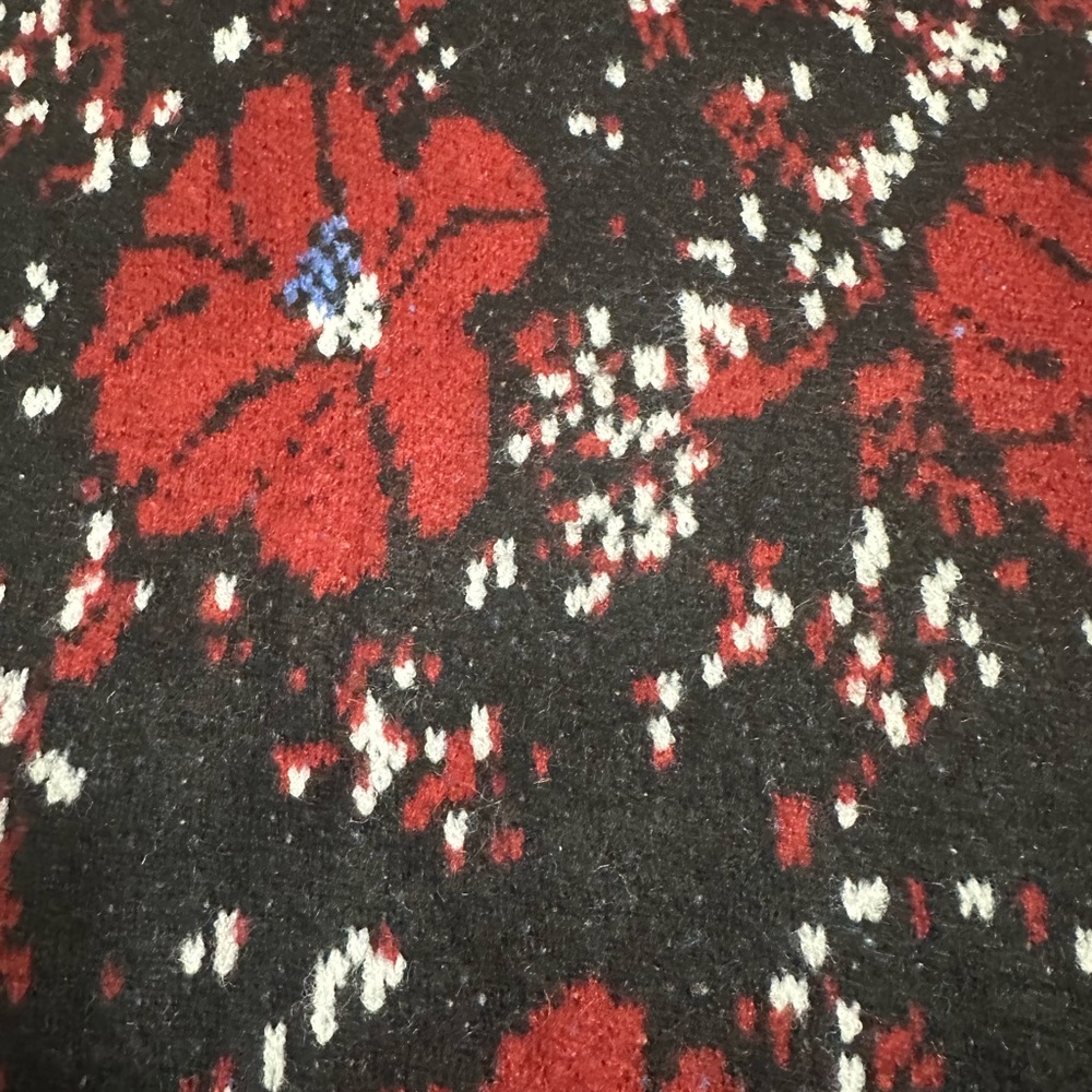 Women’s POL Floral Pullover Sweater – Size L - Picture 6 of 6
